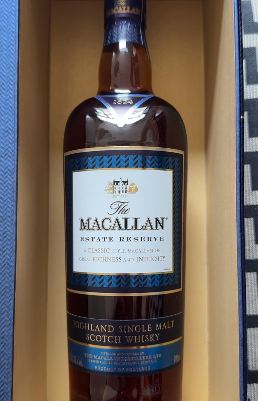 Unbekannter Whisky